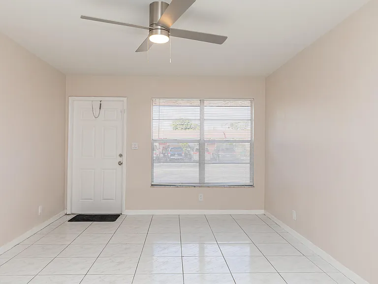 7750 SW 10th Ct #B — Photo 13