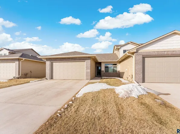 2607 S Kinderhook Ave, Sioux Falls, SD 57106