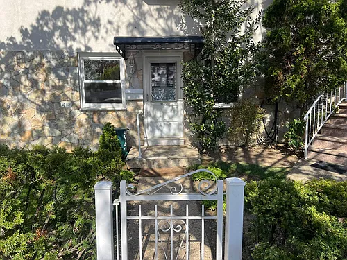 1605 Bell Blvd Photo 1