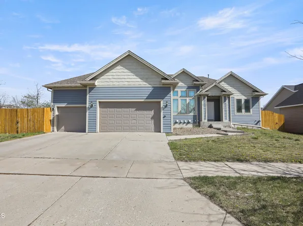 3334 30th St W, Williston, ND 58801