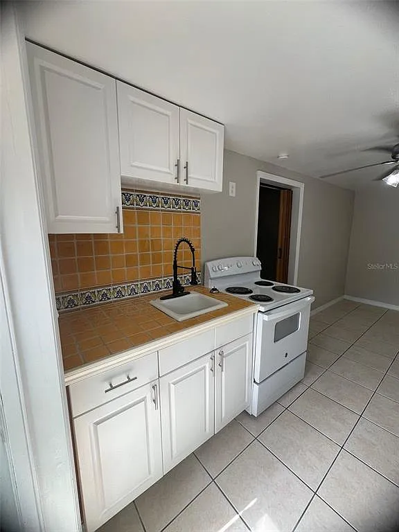 Studio, 1.0 bath, 260 sqft, $1,300 — Photo 4