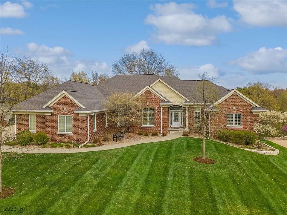 1670 S 49th St, West Des Moines, IA 50265 Zillow