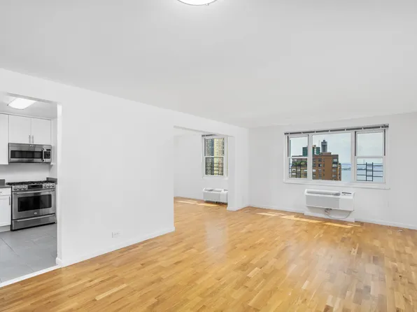 375 South End Avenue image 2 of 17