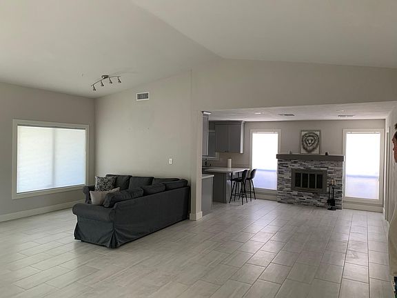 5th image of 10844 N 42nd Ave