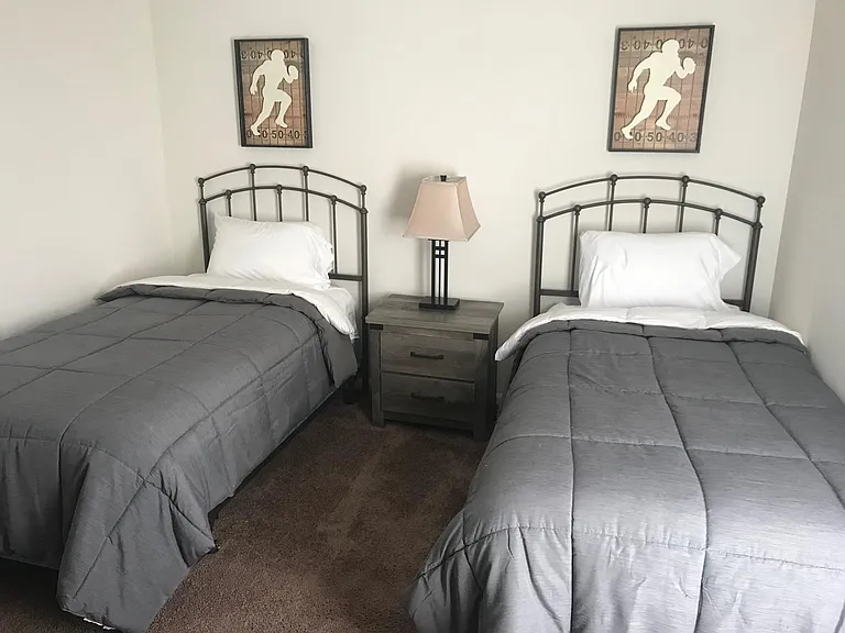 2409 Churchill Ct — Photo 8