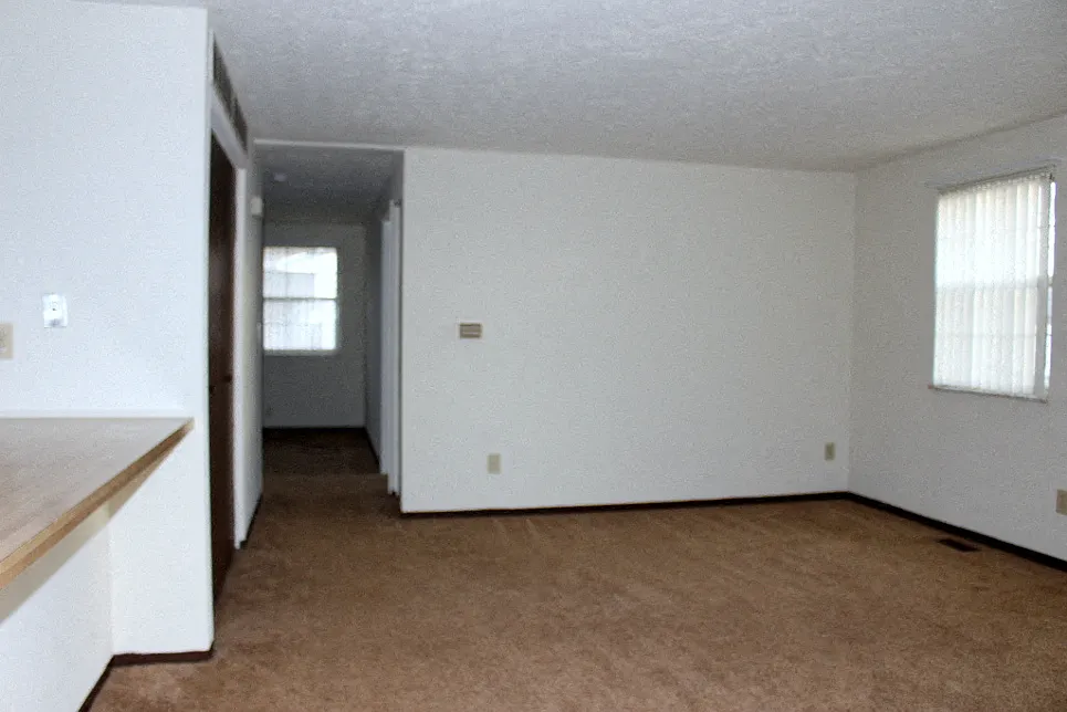 7550 Dalmatian Drive — Photo 2
