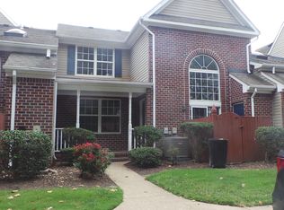 1012 Primrose Ln #1, Chesapeake, VA 23320