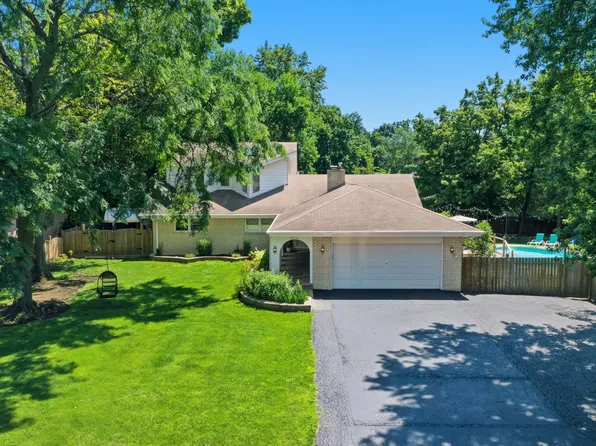 3000 California Ave, Palatine, IL 60067