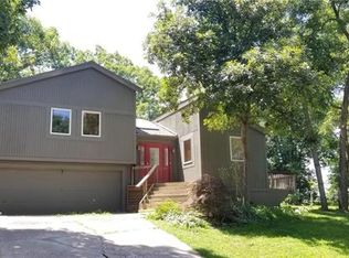 7108 N Belleview Ave, Kansas City, MO 64118