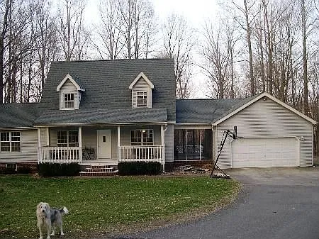 122 The Woods photo 1