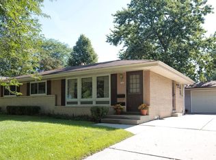 5240 Morley Dr, Greendale, WI 53129