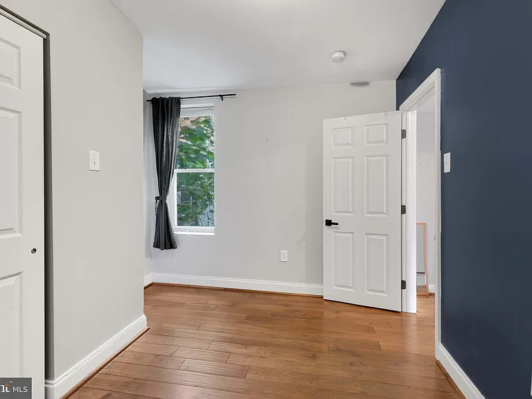 1525 S 19th St — Photo 22
