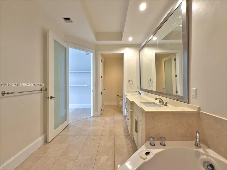 848 Brickell Key Dr #306 — Photo 17