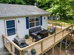 3714 Roberts Rd, Corryton, TN 37721