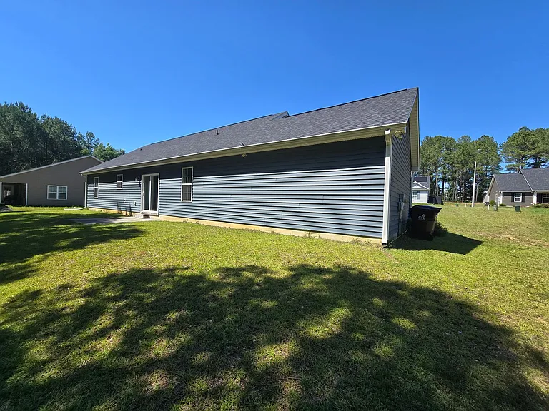 313 Mann St — Photo 14