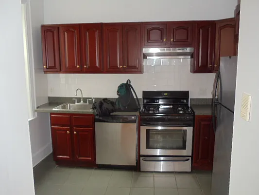 Rented by Lions Share Inc. | media 33