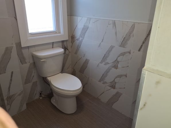 2 Whelan Pl #1L