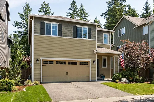 4018 Cameron Dr NE Photo 1