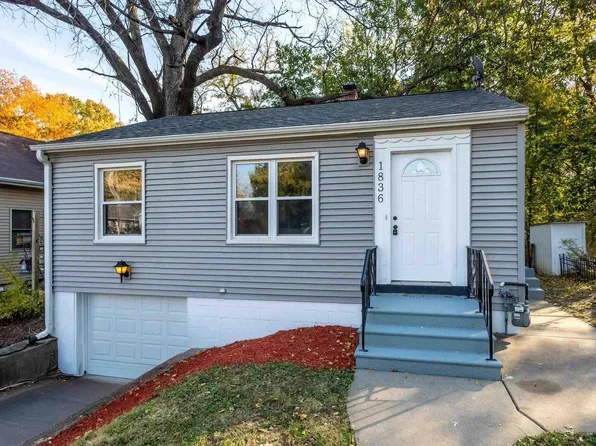 1836 31st St, Moline, IL 61265