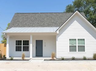 110 Lynn Dr, Bryan, TX 77801
