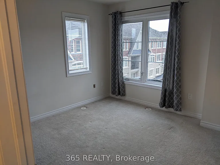 200 Veterans Dr #194 — Photo 10