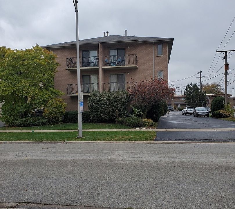 1st image of 4012 W 105th St APT 3B