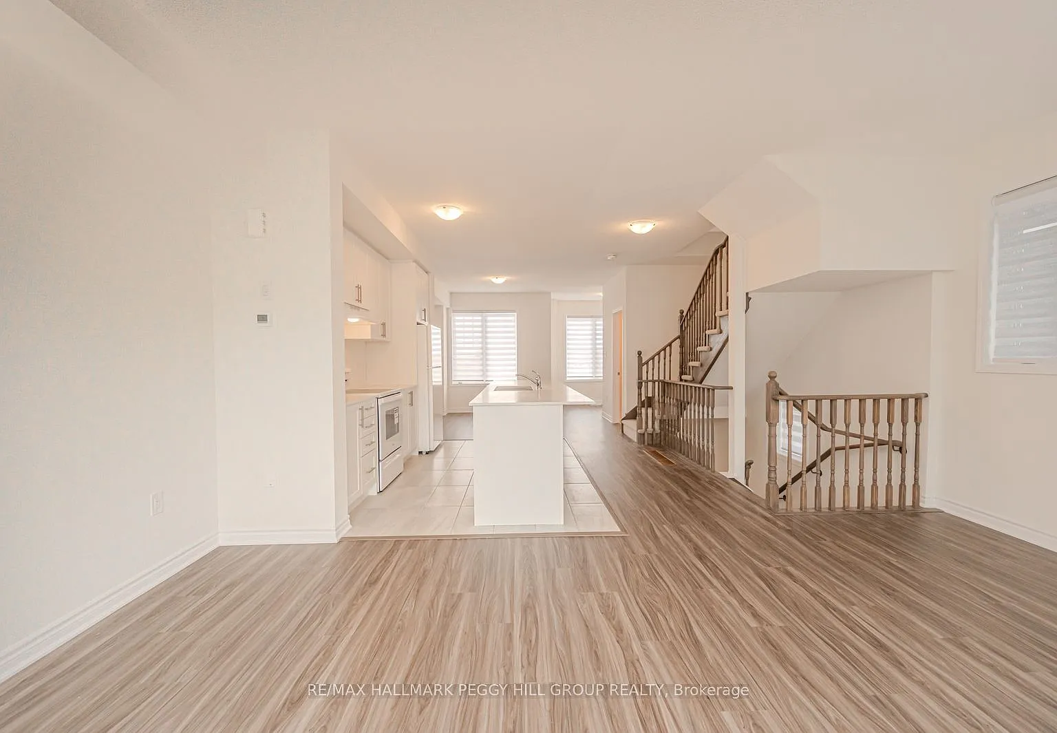3 bed, $2,400 — Photo 4