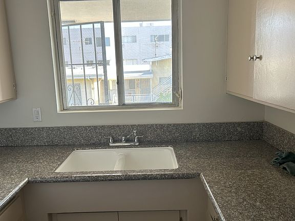 Kitchen Granite Counters