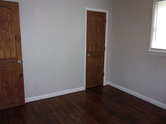 5th image of 2301-4 Julia Ave