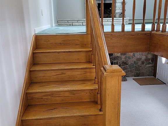 5th image of 4662 N Lapeer Rd