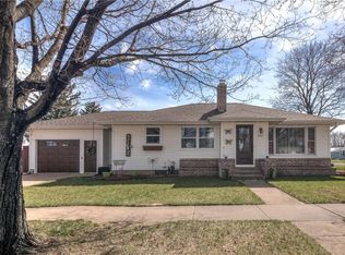 1117 Agnes St, Eau Claire, WI 54701