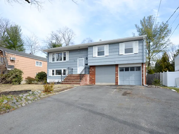 43 Spruce Ave, Emerson, NJ 07630