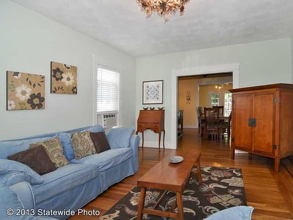 3rd image of 94 Basswood Ave