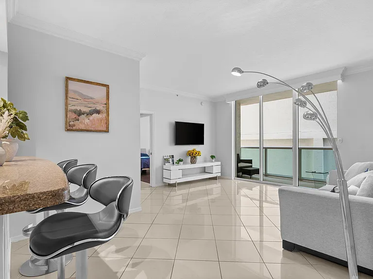 347 N New River Dr E #405 — Photo 6
