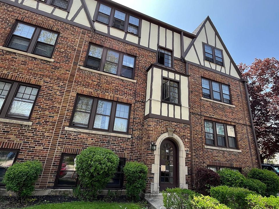 1st image of 856 Amherst St #12