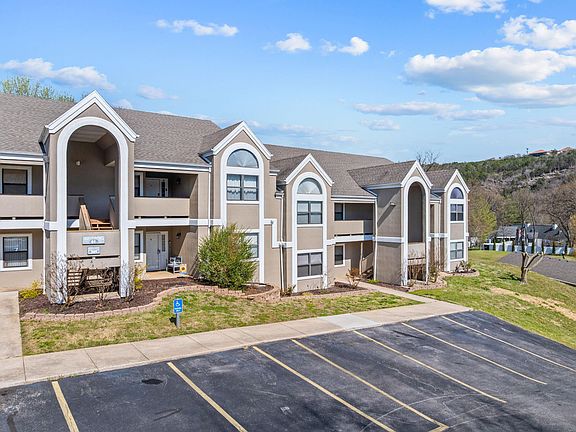 2nd image of 305 Wimbledon Drive #12 BLDG 61