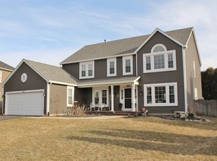 1216 Saddle Ridge Trl, Cary, IL 60013