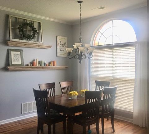 Formal dining room