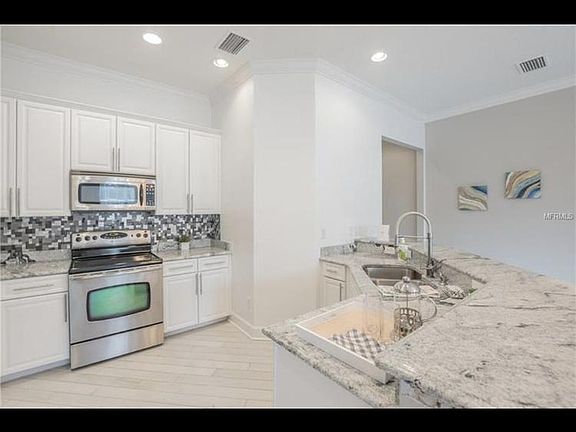 3rd image of 306 S Edison Ave Unit 5
