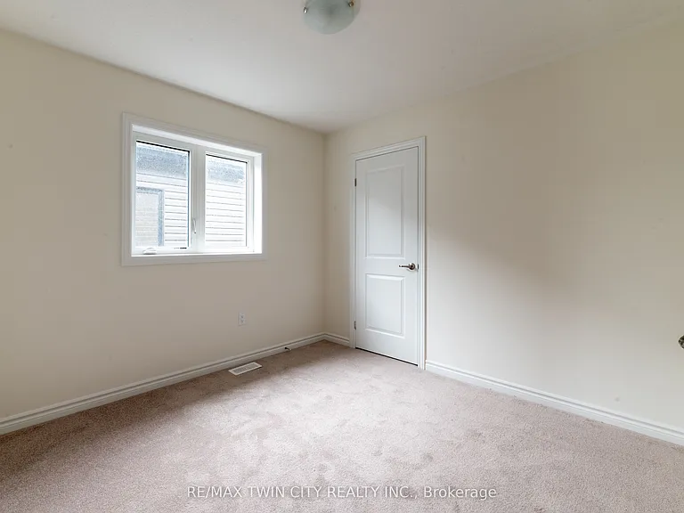 33 Dennis Ave — Photo 19