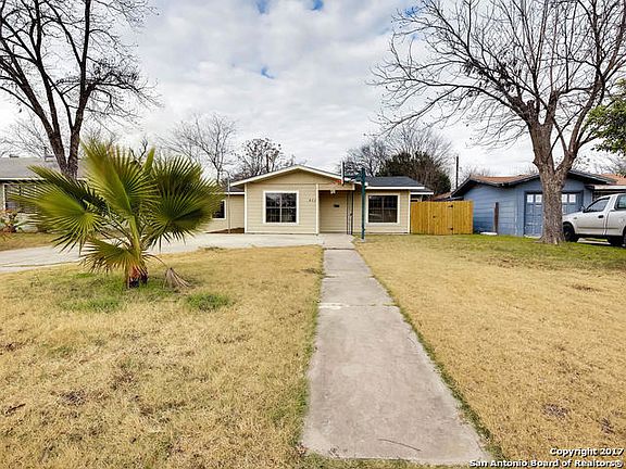 4th image of 851 ALAMETOS ST