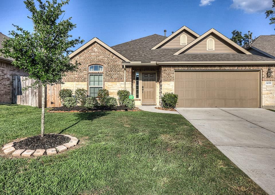 1st image of 24139 Auburn Woods Ct