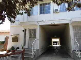 11529 Eucalyptus Ave APT 2, Hawthorne, CA 90250