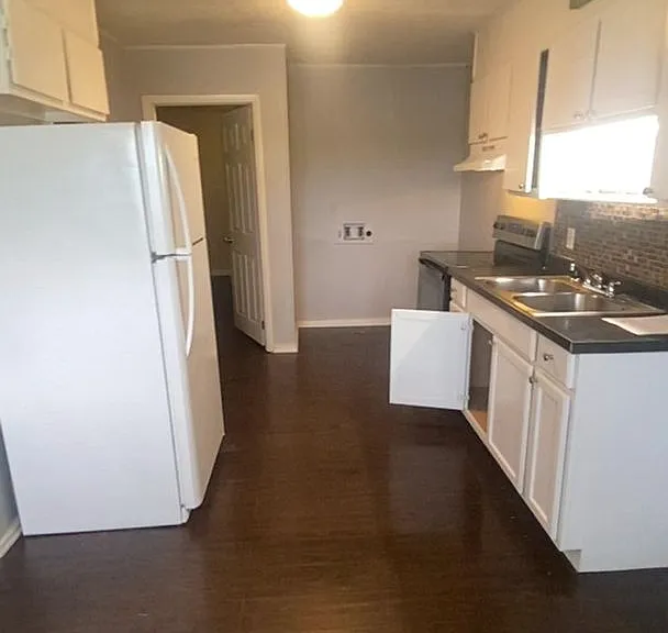 1619 Jefferson St — Photo 19