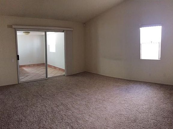 5th image of 9461 Hollister St