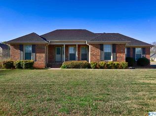 127 La Rue St, Huntsville, AL 35811