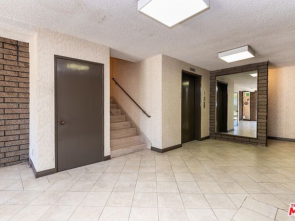 3rd image of 1127 10th St APT 102