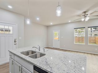 The Row @ Dietz Elkhorn, Boerne, TX 78015