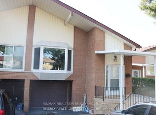 22 Rakewood Cres S #2, Toronto, ON M1V 1M7
