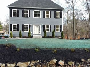 109 Liberty St, Middleton, MA 01949